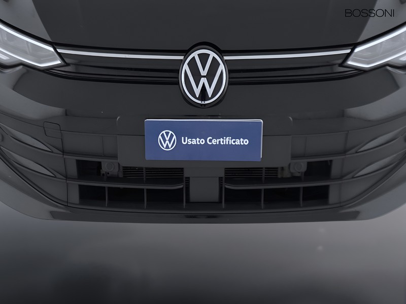 13 - Volkswagen Golf 2.0 tdi scr 115cv life