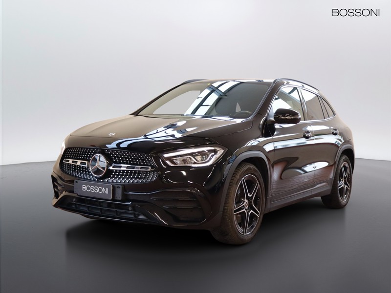 1 - Mercedes GLA 180 d premium 8g-dct