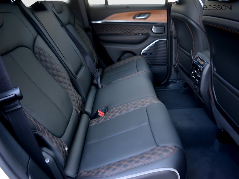 7 - Jeep Grand Cherokee 2.0 atx phev summit reserve 4xe auto