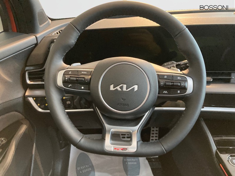 13 - Kia Sportage 1.6 t-gdi hev 210cv gt-line sunroof pack at6