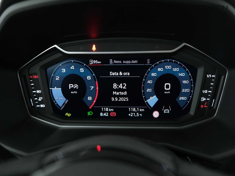 13 - Audi A1 allstreet 30 1.0 tfsi 116cv business s tronic