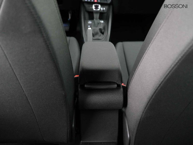 25 - Audi A1 allstreet 30 1.0 tfsi 116cv business s tronic