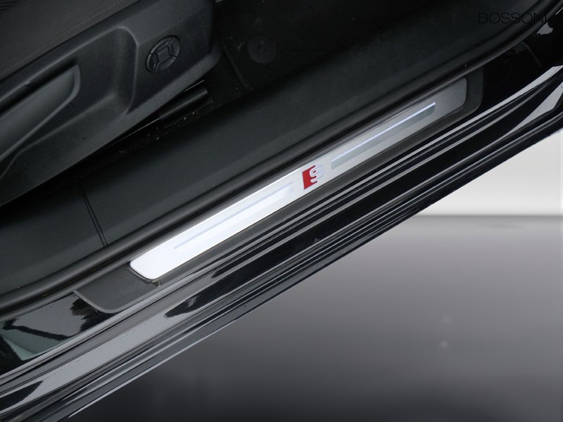 19 - Audi A6 avant 40 2.0 tdi mhev 12v s line edition quattro ultra s tronic