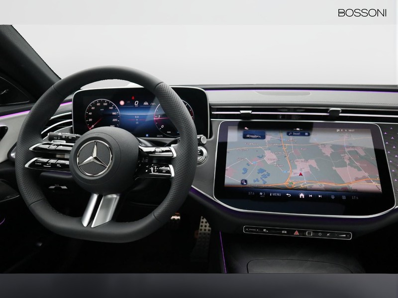 13 - Mercedes Classe E station wagon 220 d amg line premium 4matic 9g-tronic