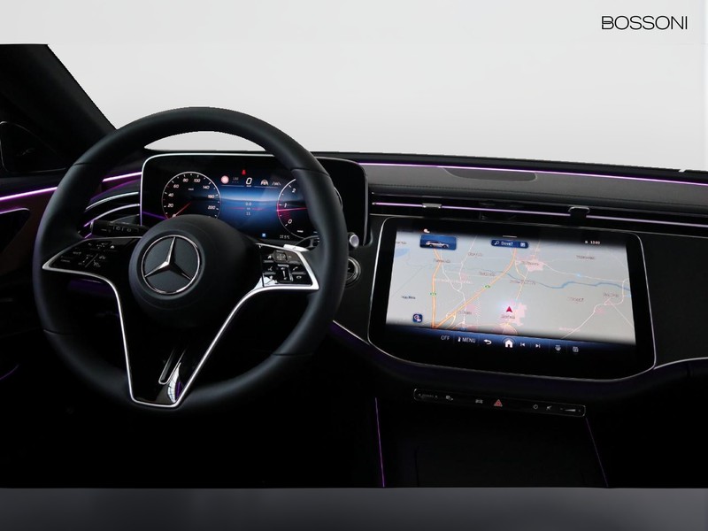 13 - Mercedes Classe E station wagon all-terrain 220 d premium 4matic 9g-tronic