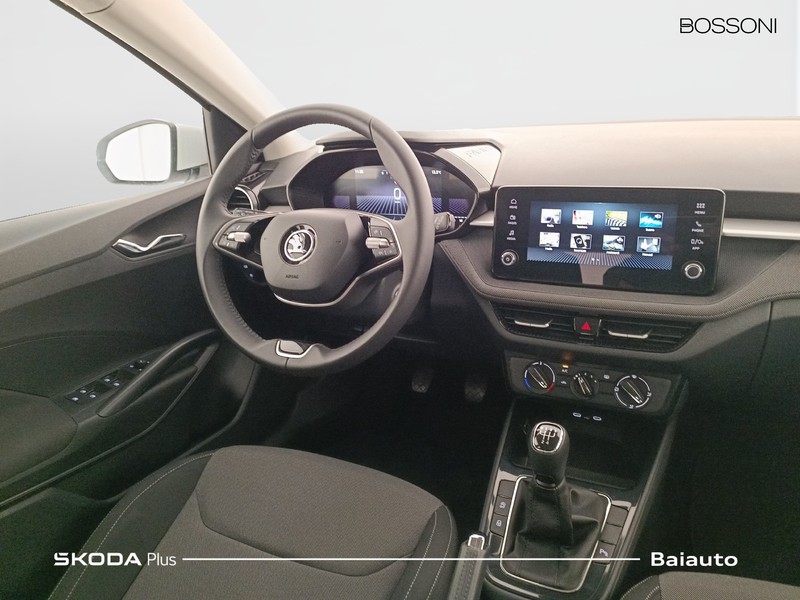 7 - Skoda Fabia 1.0 mpi 80cv selection