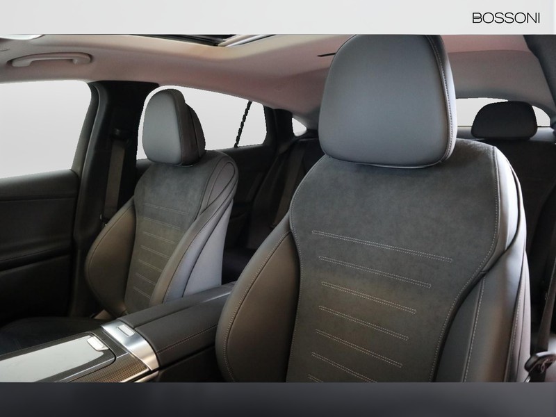 7 - Mercedes GLC coupe 220 d amg line premium 4matic 9g-tronic