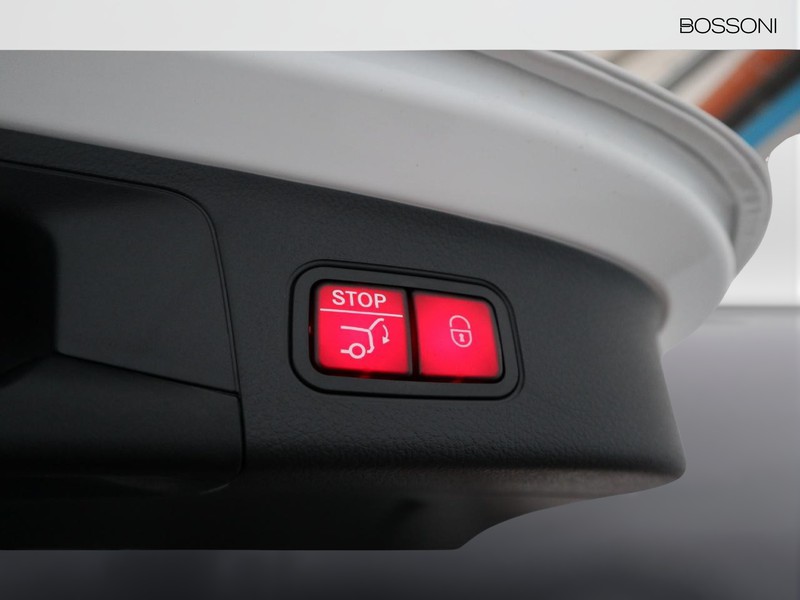 19 - Mercedes GLA 200 d amg line premium 4matic 8g-dct