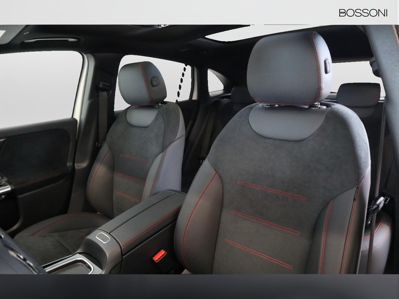 7 - Mercedes GLA 200 d amg line premium 4matic 8g-dct