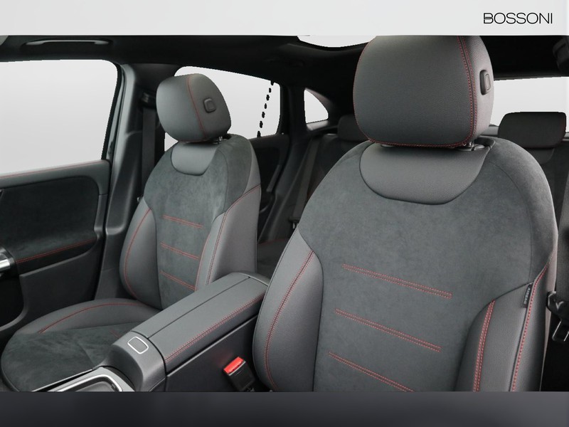 7 - Mercedes GLA 200 d amg line premium 4matic 8g-dct