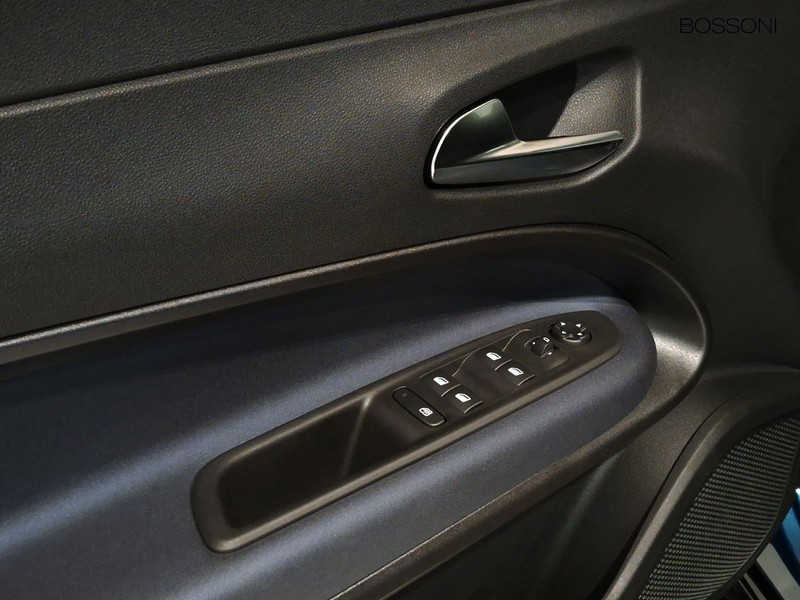 19 - Alfa Romeo Junior 1.2 hybrid 145cv ibrida edct6