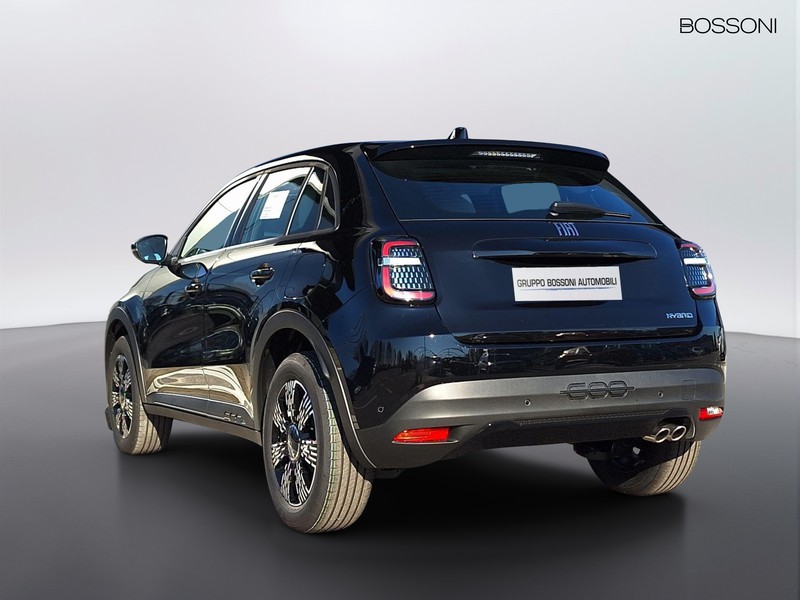 7 - Fiat 600 1.2 hybrid 145cv icon