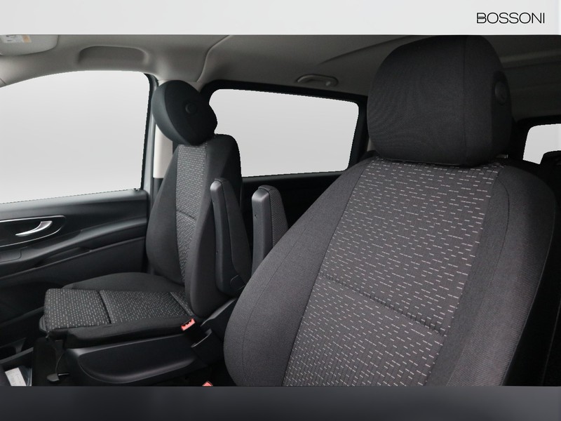 7 - Mercedes Vans Vito mixto 114 cdi long pro