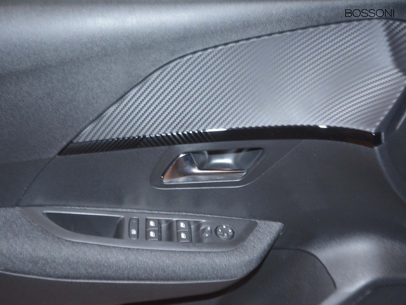 13 - Peugeot 208 1.2 puretech 100cv style s&s