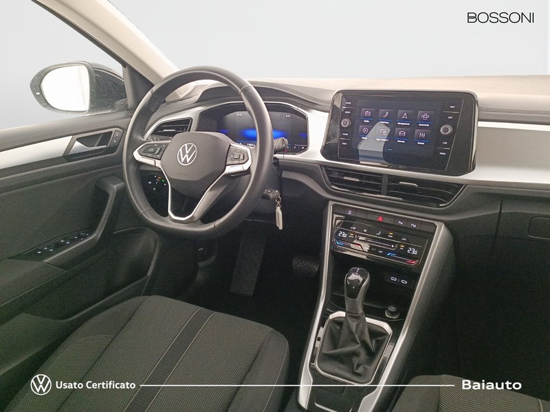 7 - Volkswagen T-Roc 2.0 tdi scr 150cv life dsg