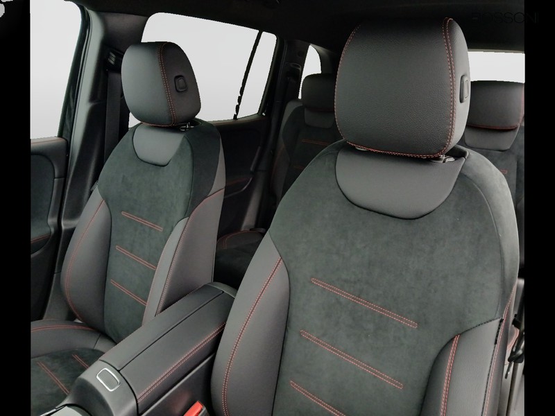 7 - Mercedes GLB 200 d amg line premium 4matic 8g-dct