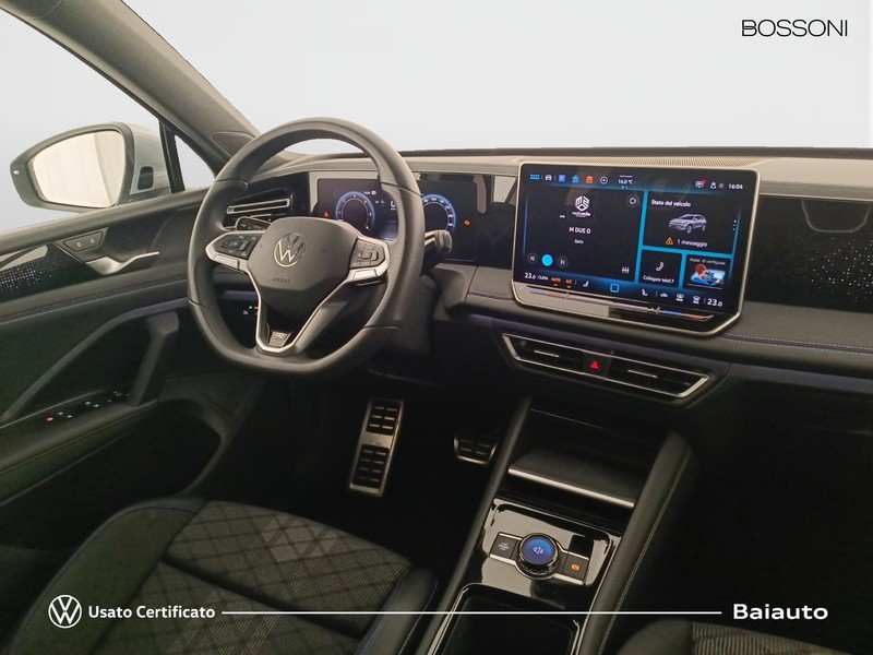 7 - Volkswagen Tiguan 2.0 tdi scr 150cv r-line dsg