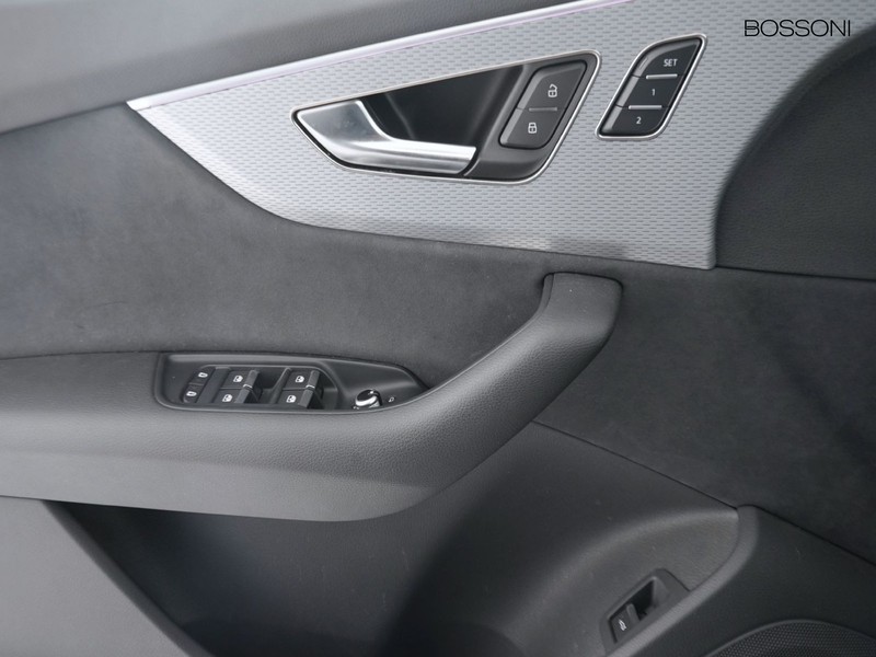 13 - Audi Q7 3.0 v6 tdi mhev 286cv s line edition quattro tiptronic 7p.ti