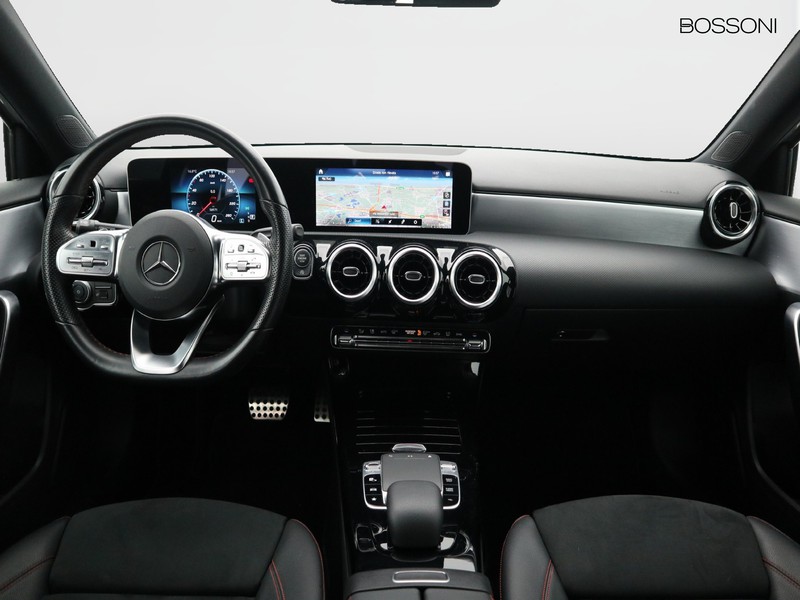 13 - Mercedes Classe A 200 premium 7g-dct