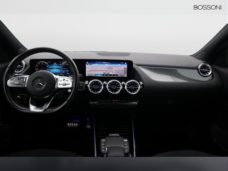13 - Mercedes GLA 250 e plug in hybrid (e eq-power) premium 8g-dct