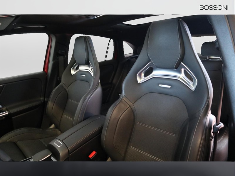 7 - AMG GLA amg 35 4matic speedshift dct amg 8g