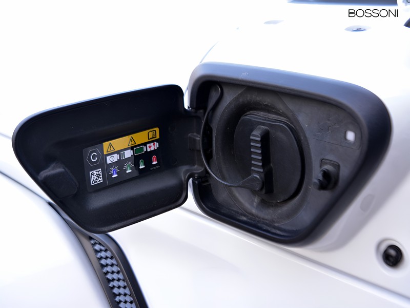 13 - Jeep Wrangler unlimited 2.0 atx phev sahara 4xe auto