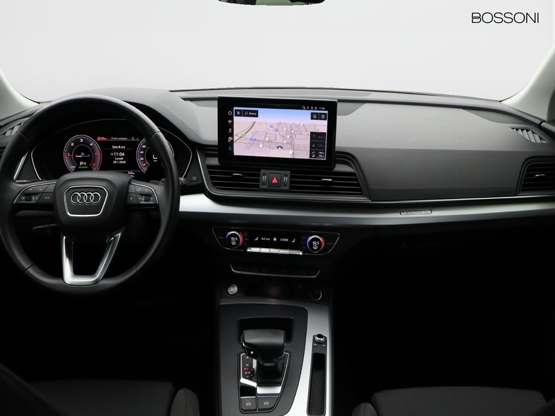 13 - Audi Q5 sportback 40 2.0 tdi mhev 12v s line plus quattro s tronic