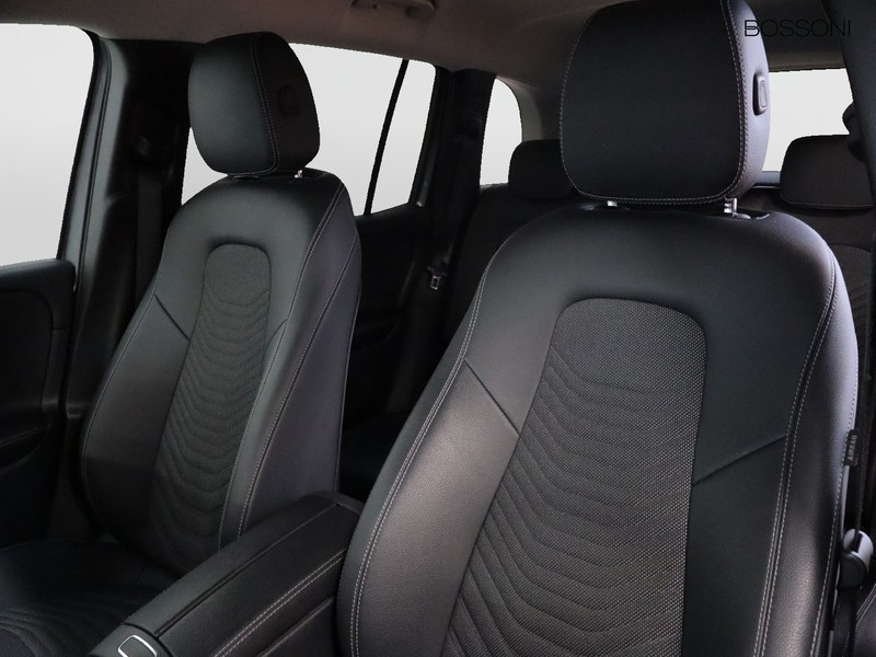 7 - Mercedes GLB 200 d progressive advanced plus 4matic 8g-dct