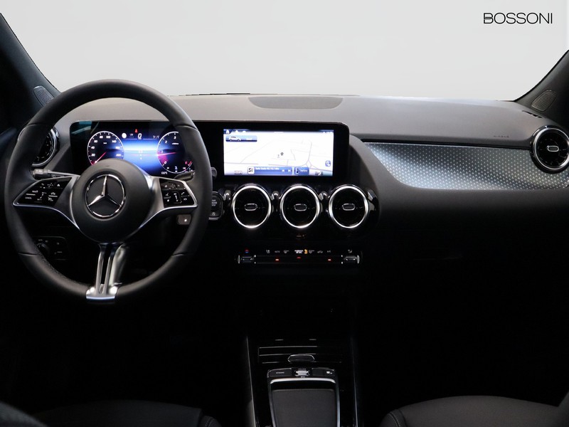 13 - Mercedes Classe B 180 d progressive advanced 8g-dct