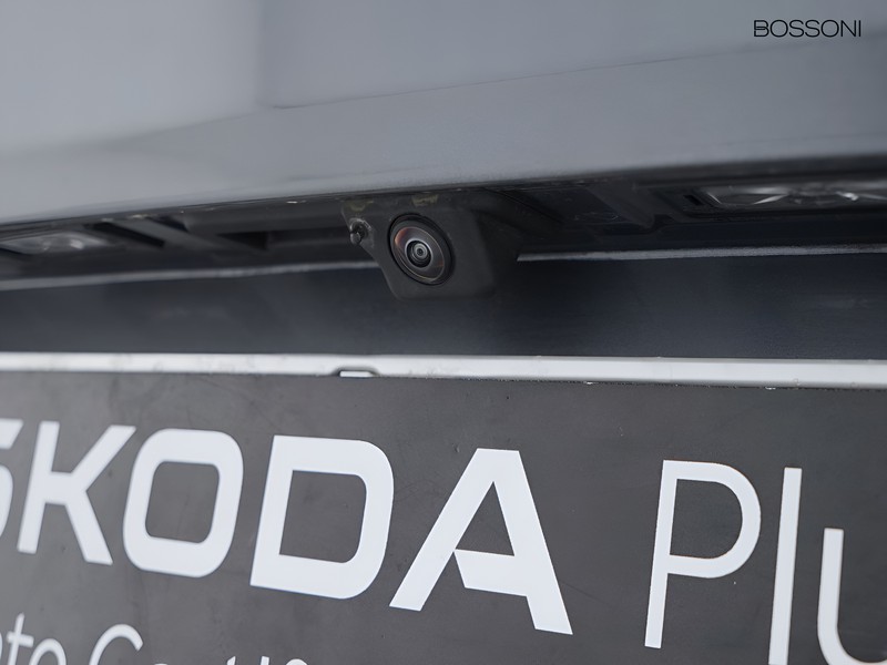 37 - Skoda Superb wagon 2.0 tdi evo 150cv selection dsg