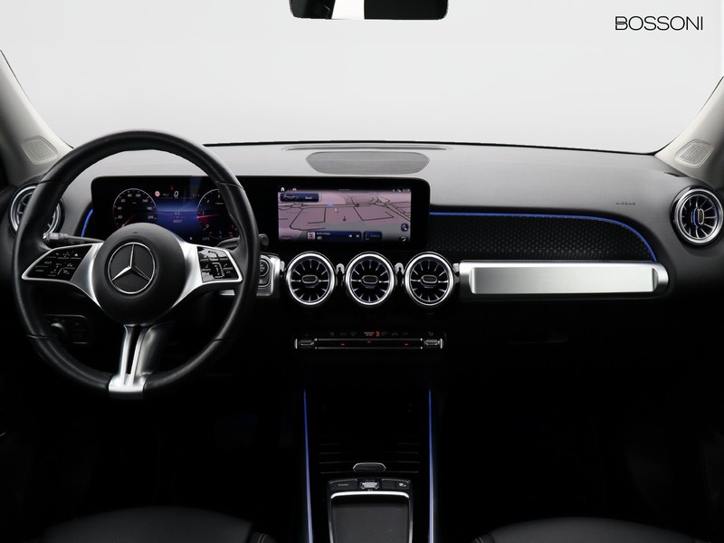 13 - Mercedes GLB 200 d progressive advanced plus 4matic 8g-dct