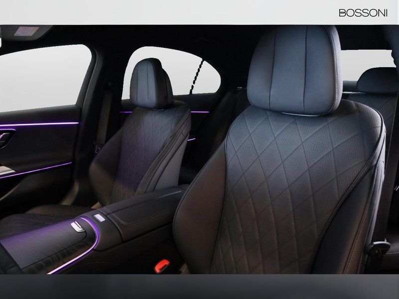 7 - Mercedes Classe E berlina 220 d amg line premium 4matic 9g-tronic