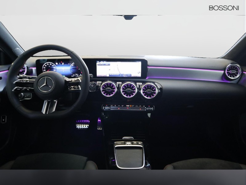 13 - Mercedes Classe A 250 e plug-in-hybrid amg line advanced plus speedshift dct amg 8g