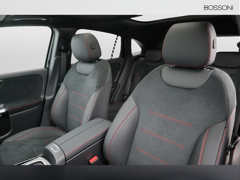 7 - Mercedes GLA 200 d amg line premium 8g-dct