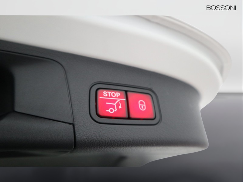 19 - Mercedes GLA 200 d amg line premium 4matic 8g-dct