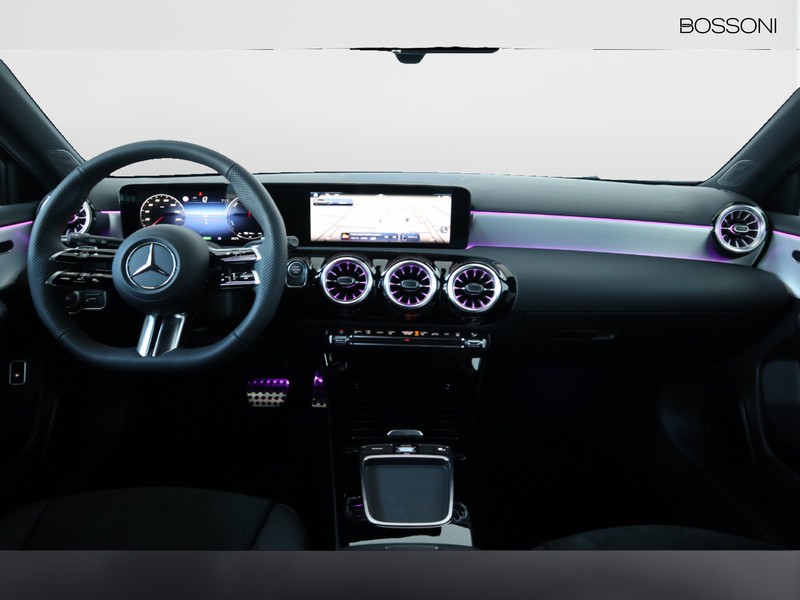 13 - Mercedes Classe A 250 e plug-in-hybrid amg line advanced plus speedshift dct amg 8g