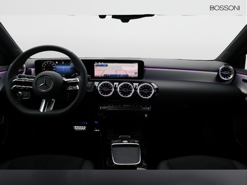 13 - Mercedes Classe A 250 e plug-in-hybrid amg line premium speedshift dct amg 8g