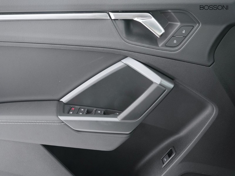 13 - Audi Q3 sportback 40 2.0 tdi 193cv s line edition quattro s tronic