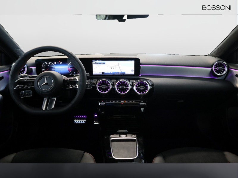 13 - Mercedes Classe A 180 d amg line advanced plus speedshift dct amg 8g