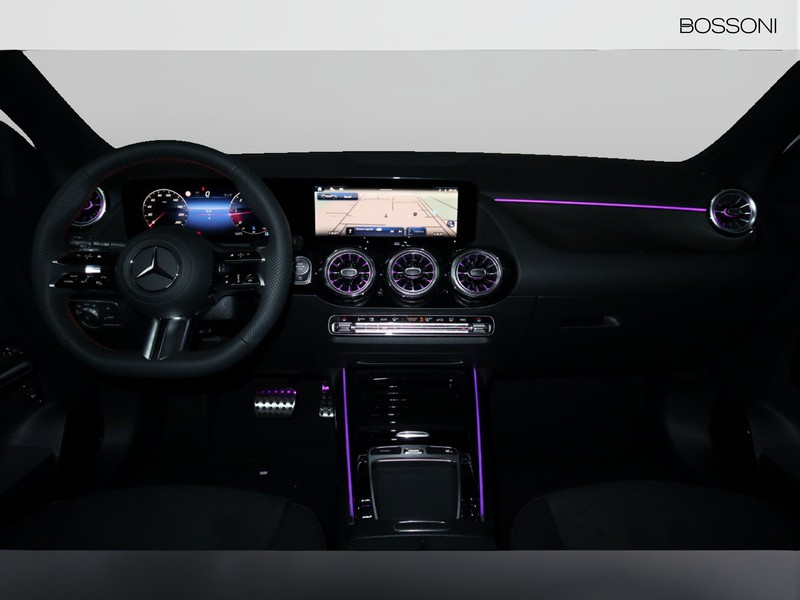 13 - Mercedes GLA 200 d amg line premium 4matic 8g-dct