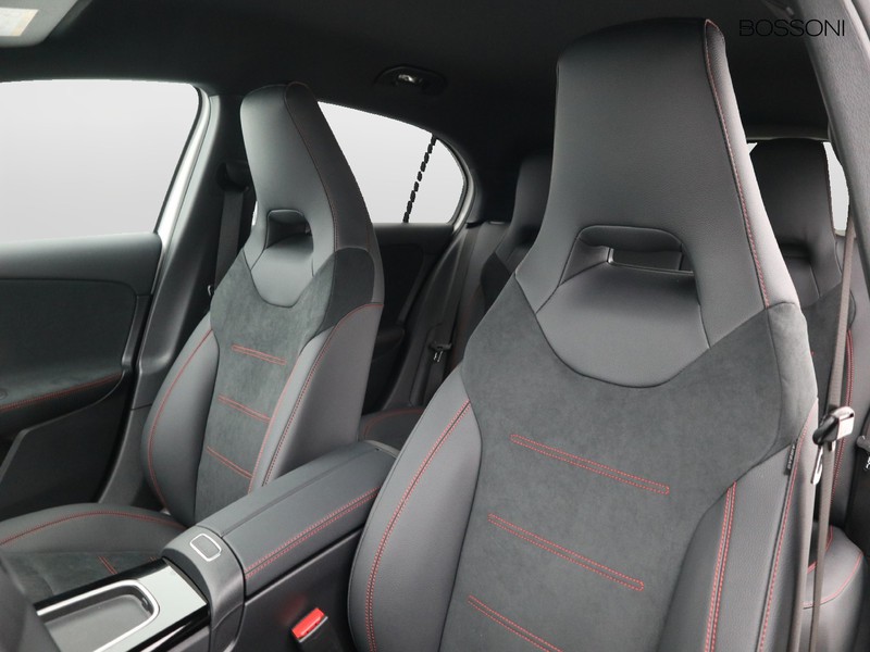 7 - Mercedes Classe A 250 e plug-in-hybrid amg line extra speedshift dct amg 8g