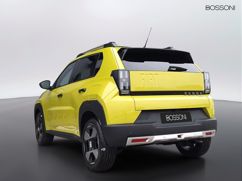 7 - Fiat Grande Panda 1.2 hybrid 110cv la prima