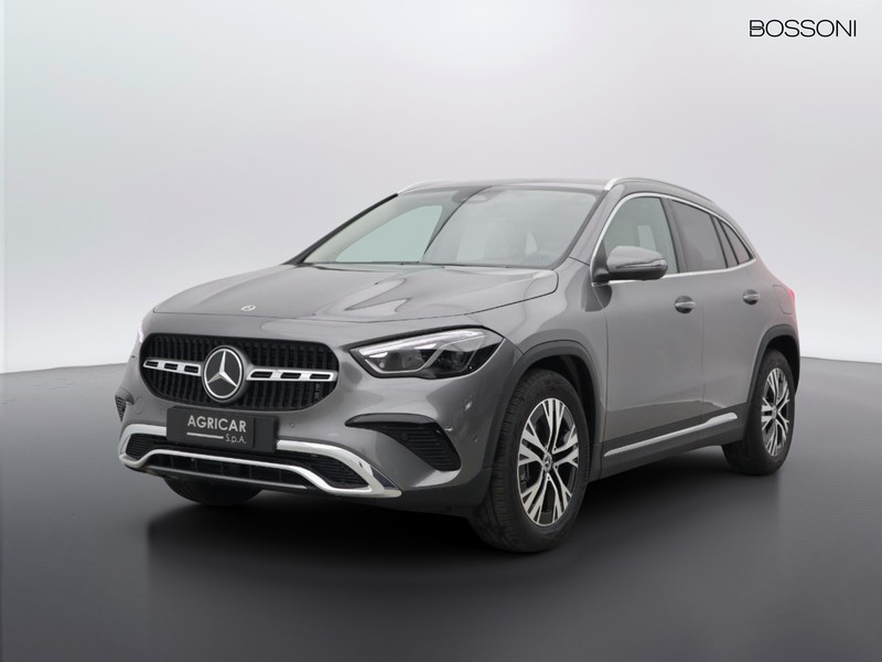 1 - Mercedes GLA 180 d progressive advanced 8g-dct