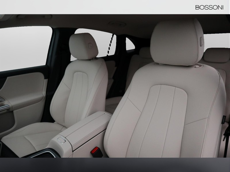 7 - Mercedes GLA 180 d progressive advanced 8g-dct