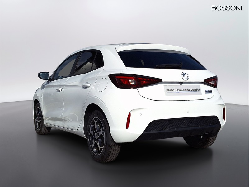 7 - Mg MG3 1.5 hybrid+ luxury