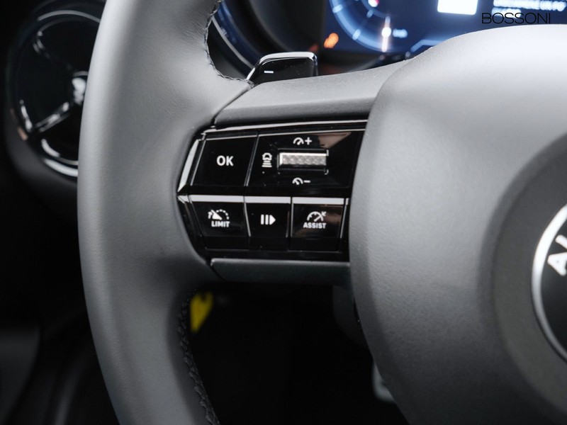 25 - Alfa Romeo Junior 1.2 hybrid 145cv ibrida edct6