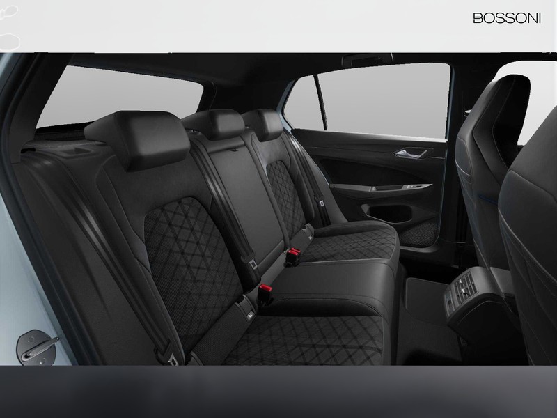 13 - Volkswagen Golf 2.0 tdi scr 150cv r-line plus dsg