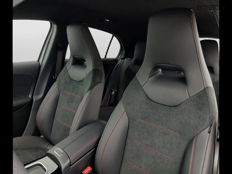 7 - Mercedes Classe A 180 d amg line extra speedshift dct amg 8g