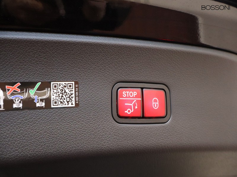 19 - Mercedes GLC coupe 300 de plug in hybrid amg line premium tech 4matic 9g-tronic