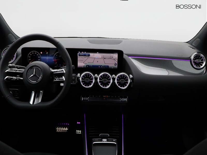 13 - Mercedes GLA 200 d amg line advanced plus 4matic 8g-dct